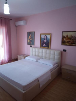 Vila Tahiri 4, Kavajë